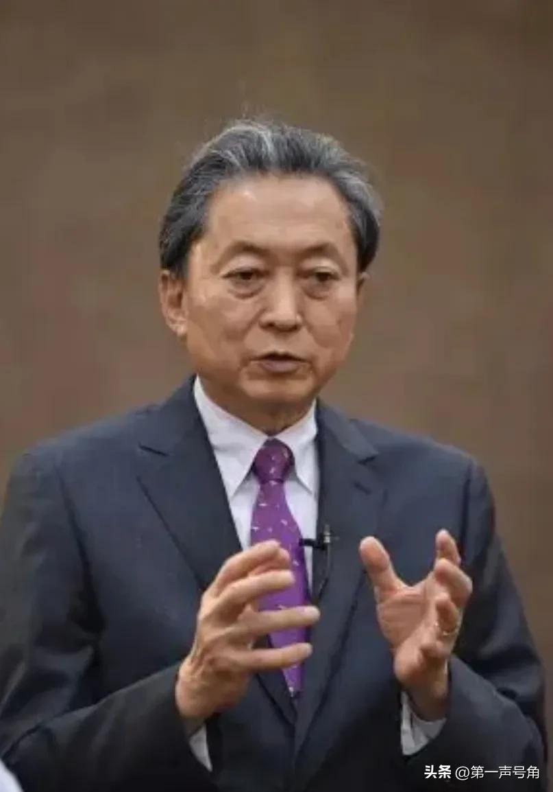 日本前首相鸠山由纪夫昨天（3月28日）写道：“一名现役陆上自卫队军官持刀闯入中国
