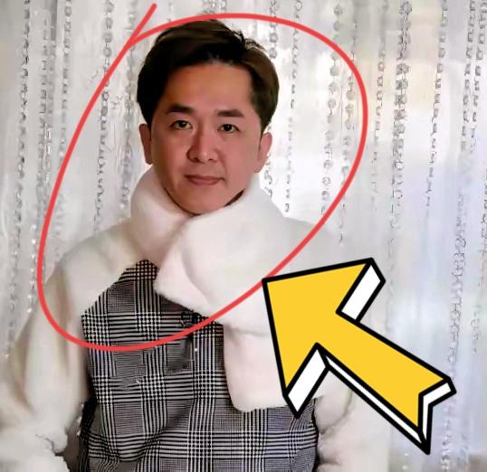 他守着4.2亿遗产，一辈子没上过一天班，没做过一笔投资，没结过一次婚，每天就是陪