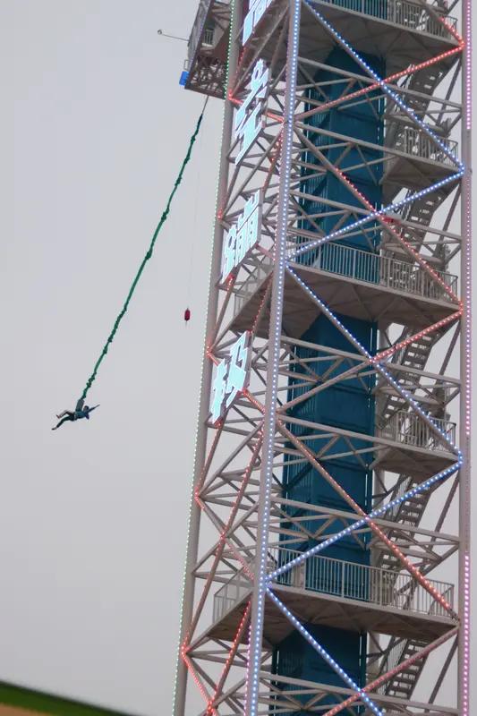 2026年，真得多多夸夸自己！生活里，咱们都在负重前行，常常忽略了自己的闪光点。