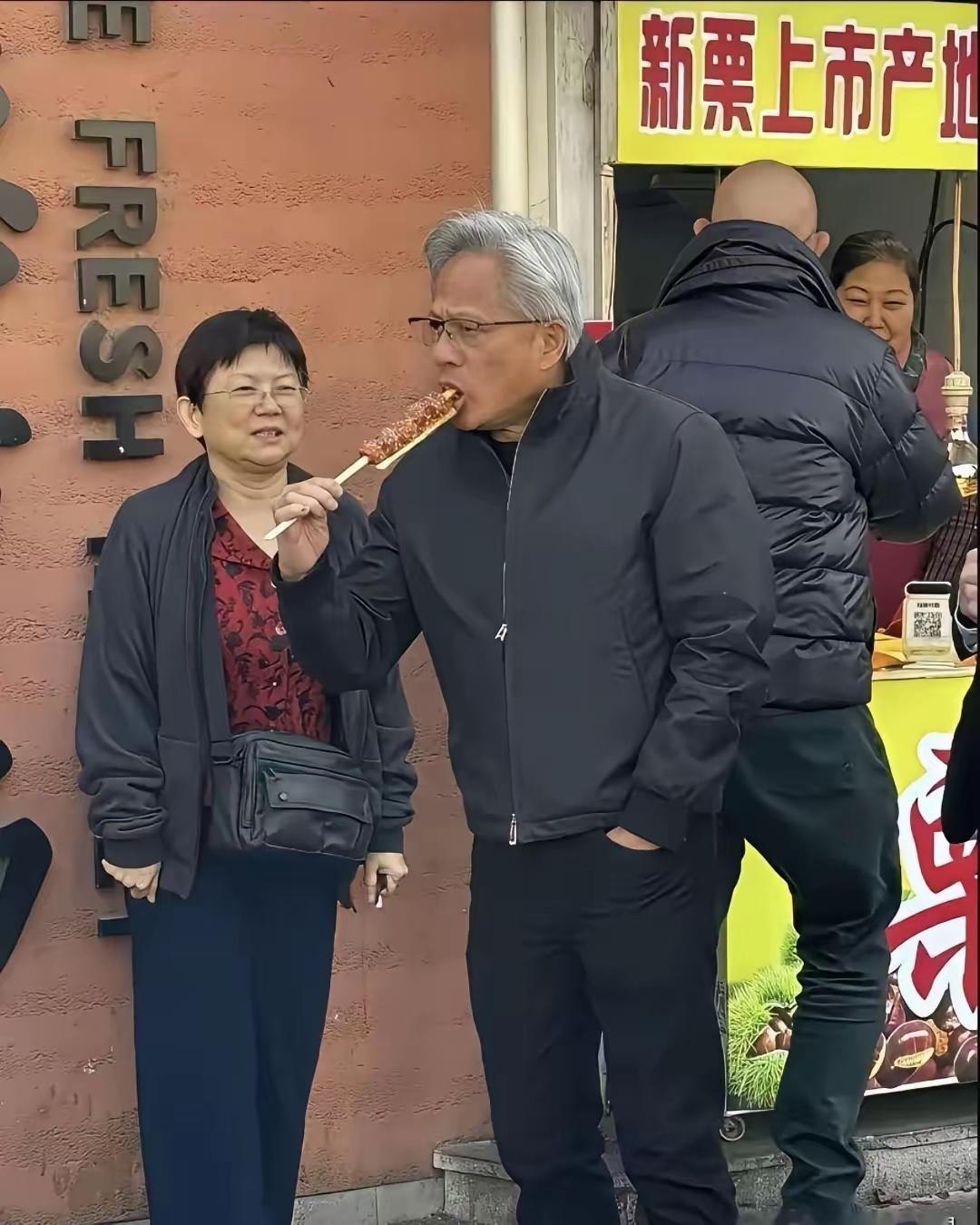 这位大佬吃的是什么，看上去非常好吃