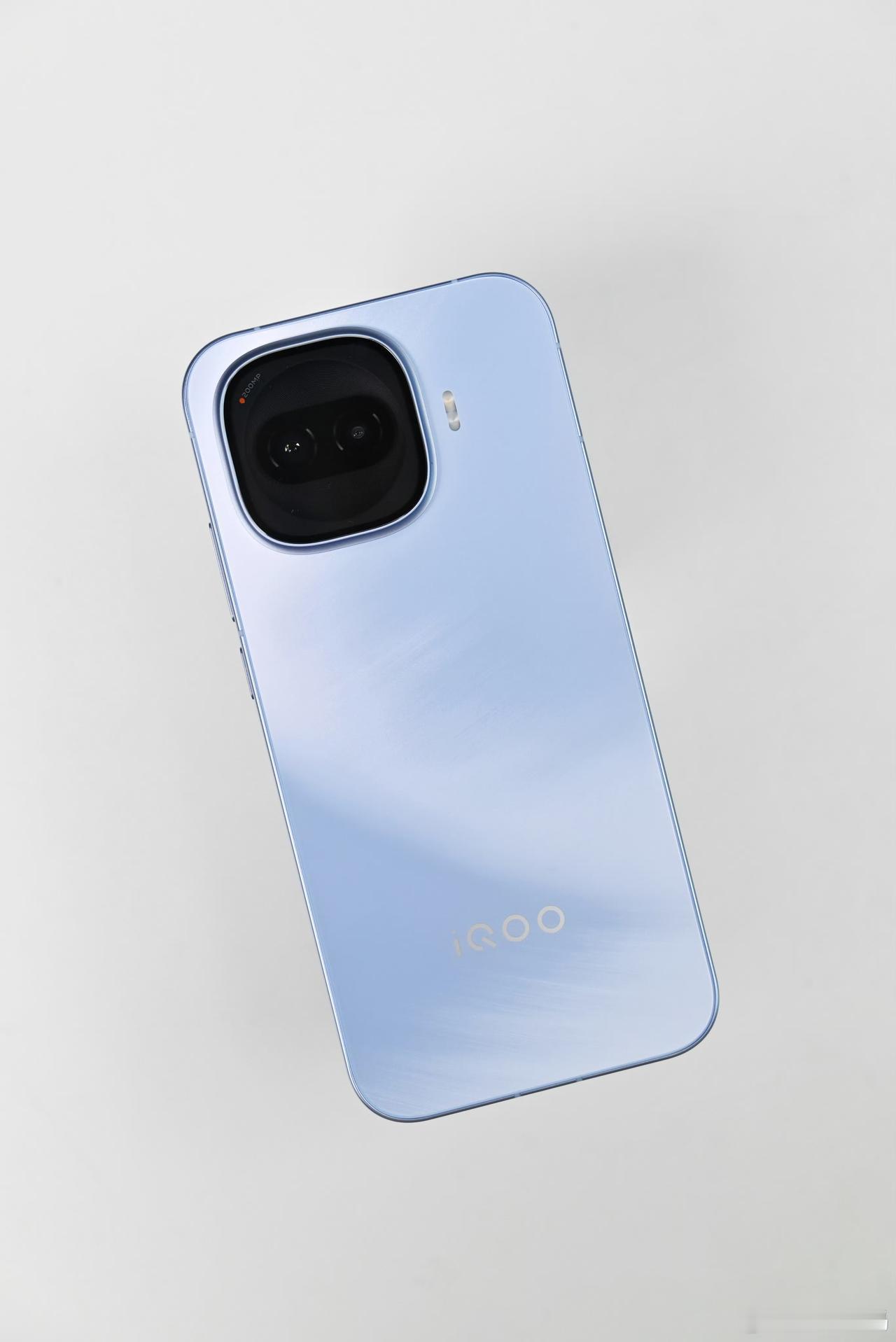 iQOO Z11 Turbo外观和配置都爆出来了，就差价格，卖多少合适？

- 