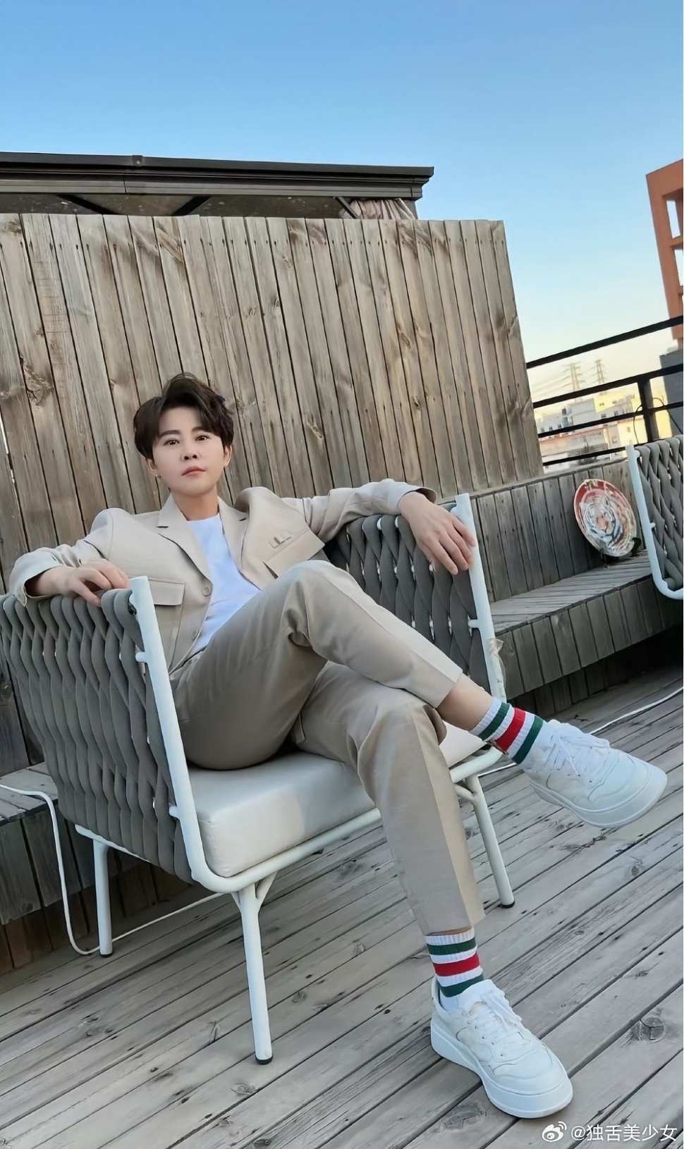 羡慕王濛的睡眠状态谁不羡慕濛主的神仙睡眠！早睡早起、训练有度，6-8点晨练，午后