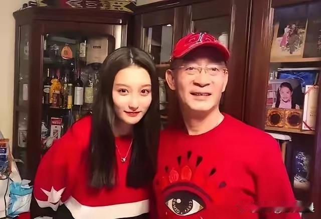 六小龄童34岁女儿至今不嫁，看到本人以后，网友：一般人谁敢娶啊？ ​​​