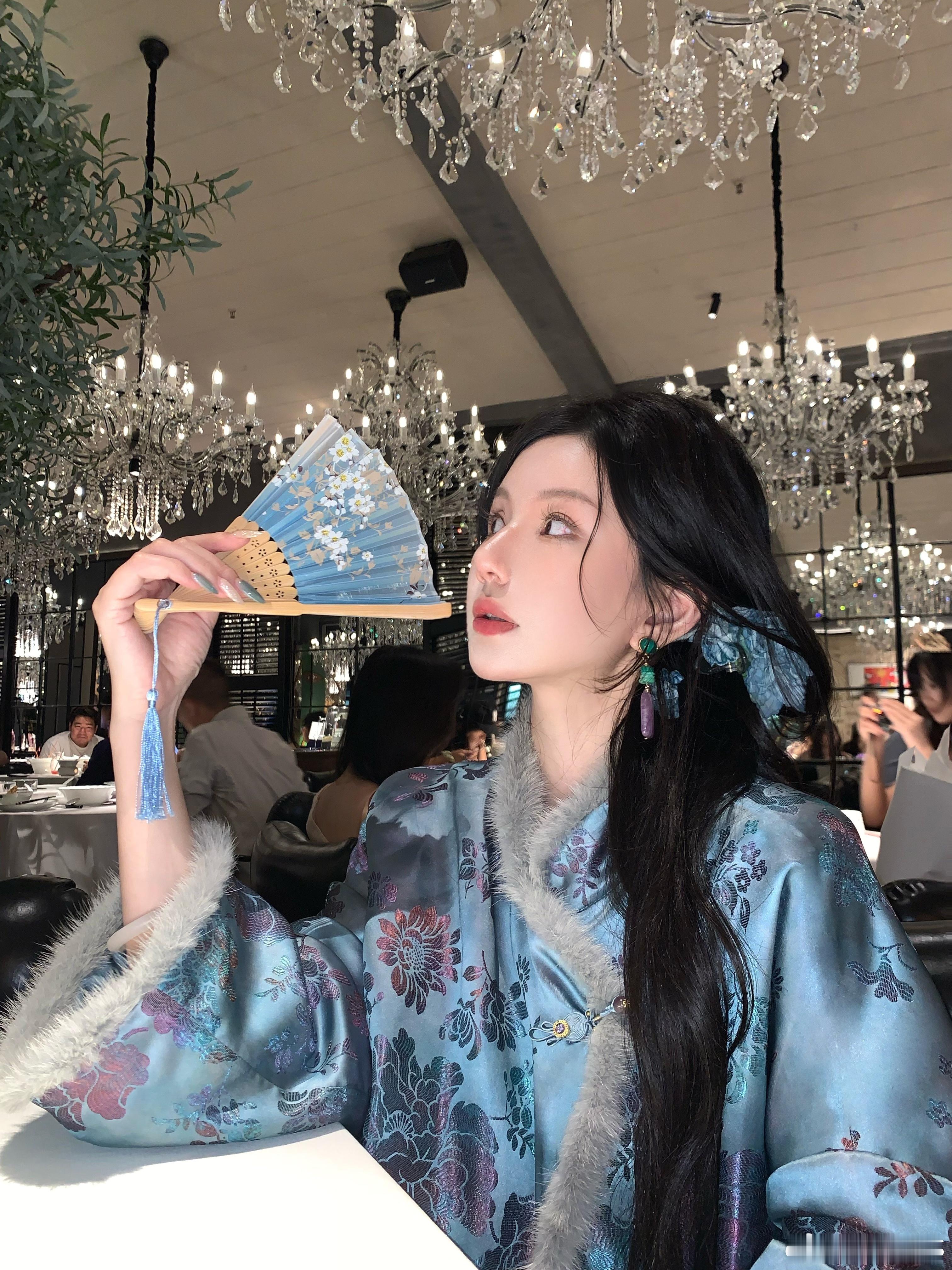 𝑴𝑶𝑺𝑺 𝟏𝟎.𝟏𝟎/𝟐𝟎:𝟎𝟎𝒑𝒎【知江晚】水貂毛