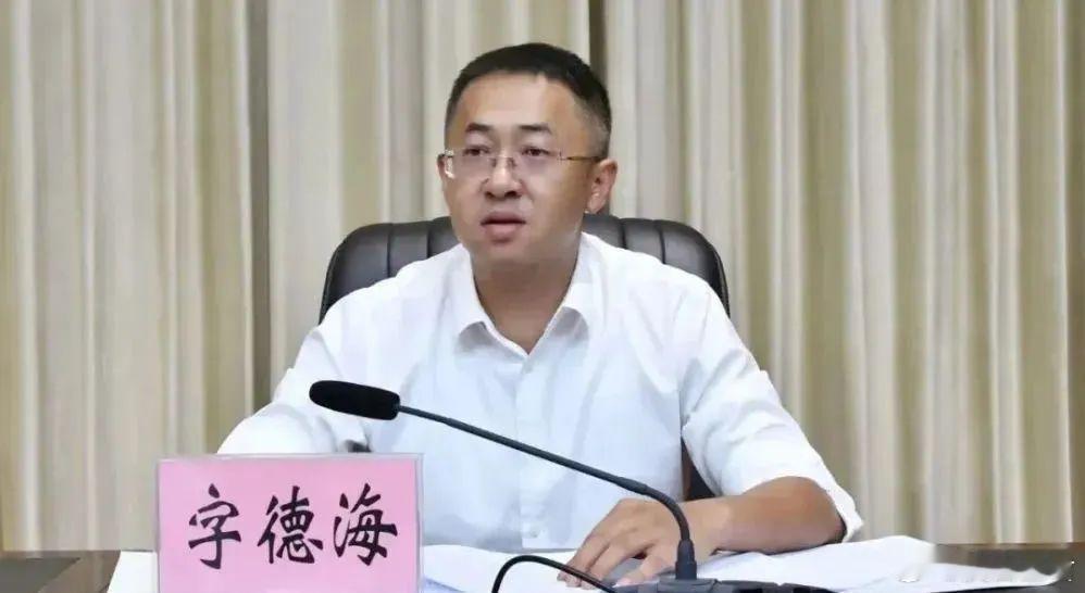 坐火箭当市委书记的中专生，今天落马了 那条令人瞠目的起跑线——1998年临沧师范