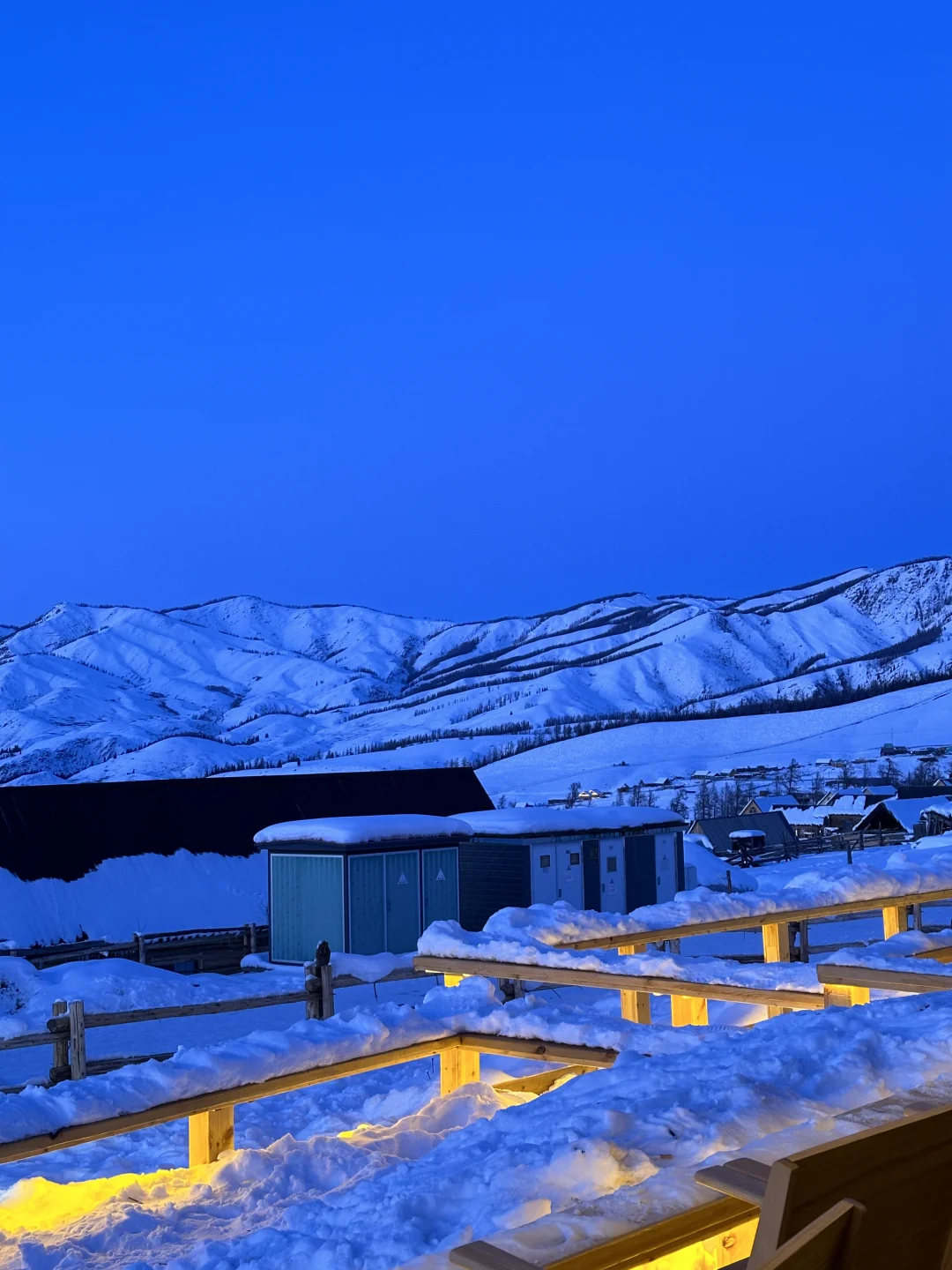 原图live: )白哈巴蓝调时刻❄️✨北欧即视感