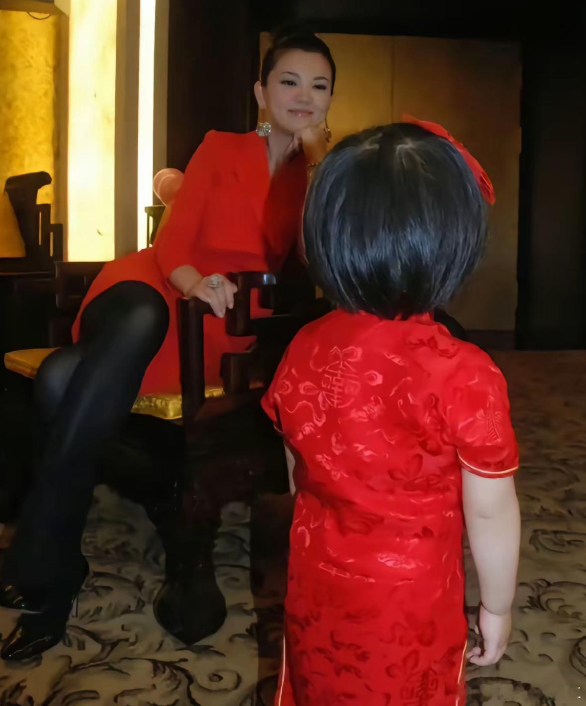 李湘看王诗龄我看时代少年团奥利奥 ​​​