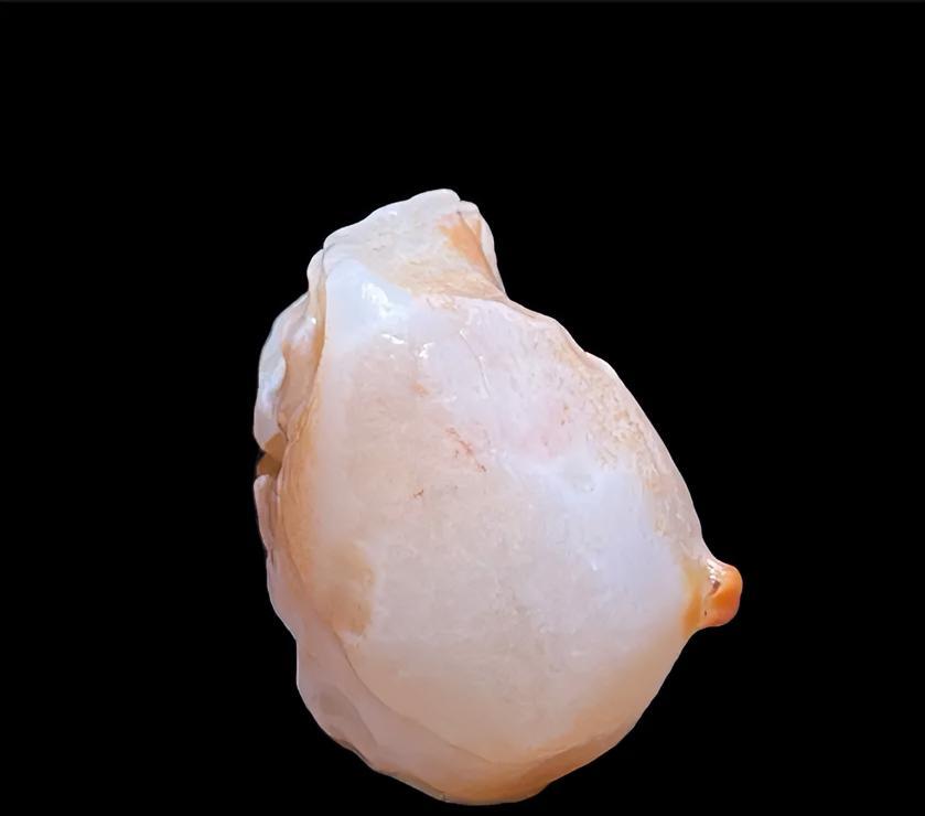 戈壁玛瑙，最大尺寸3.7cm，四位数成交的小精品。