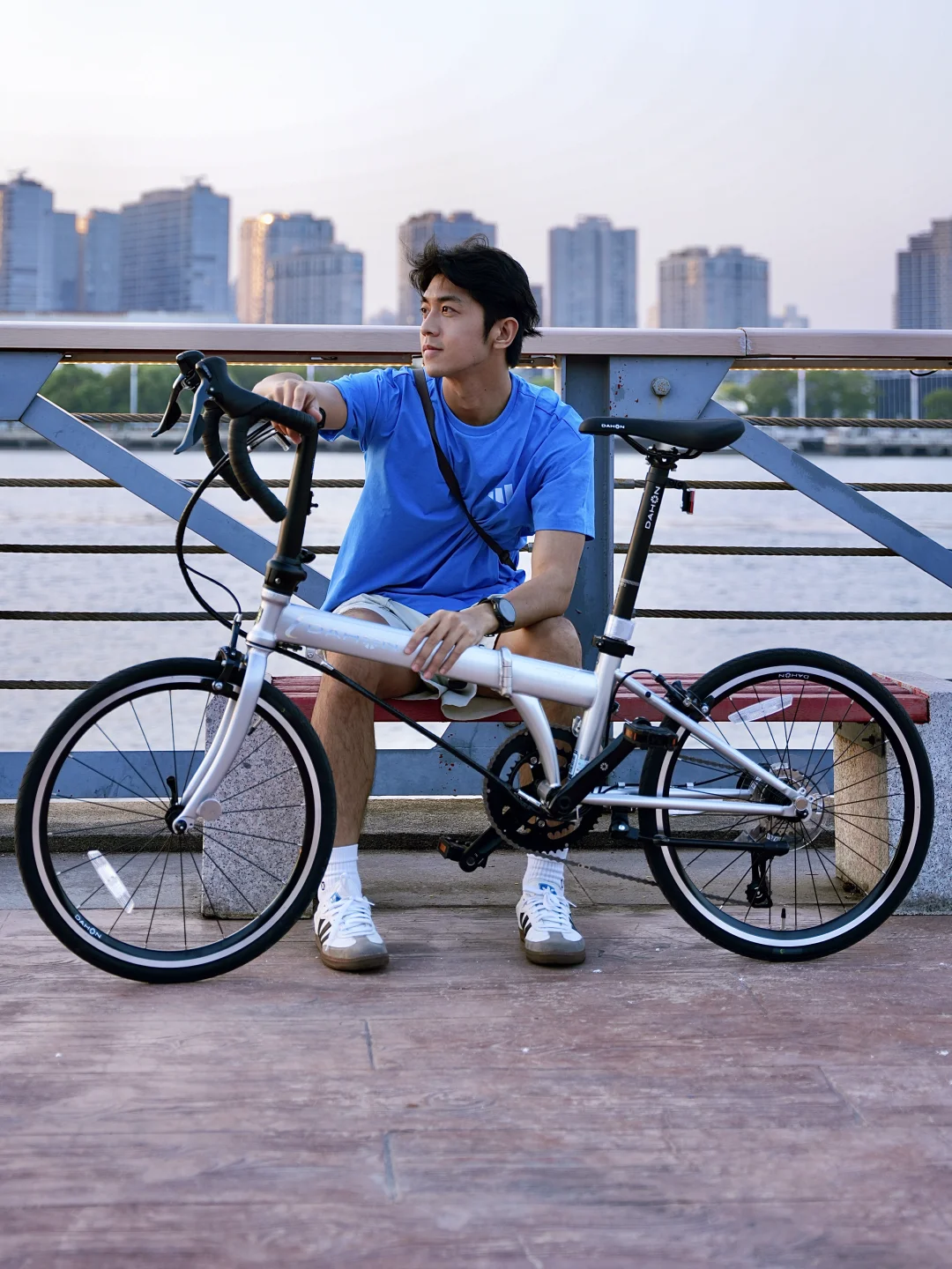 我发现🚴和上海最适配的还得是折叠公路车