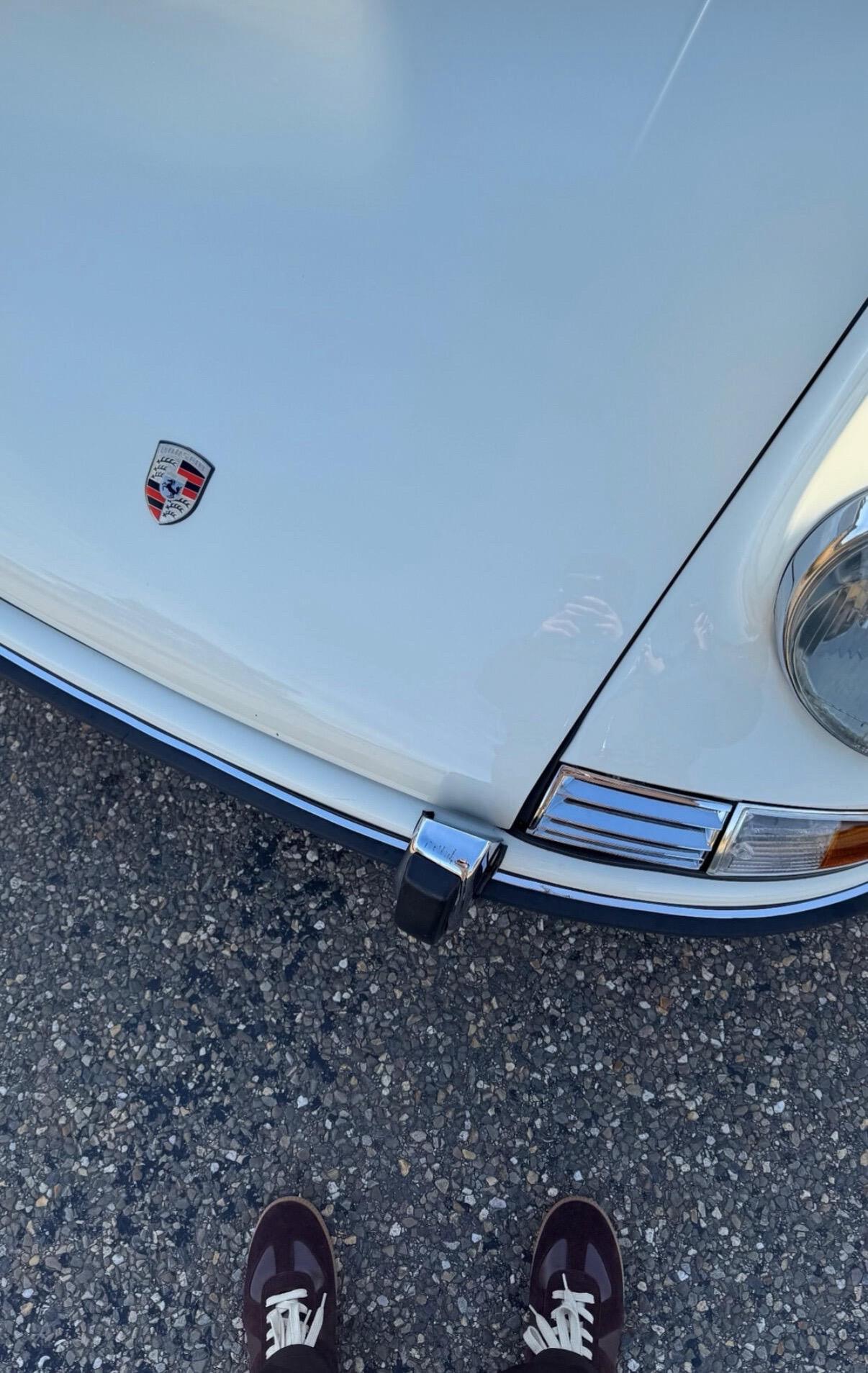 男孩从未长大，只是玩具变得越来越大！