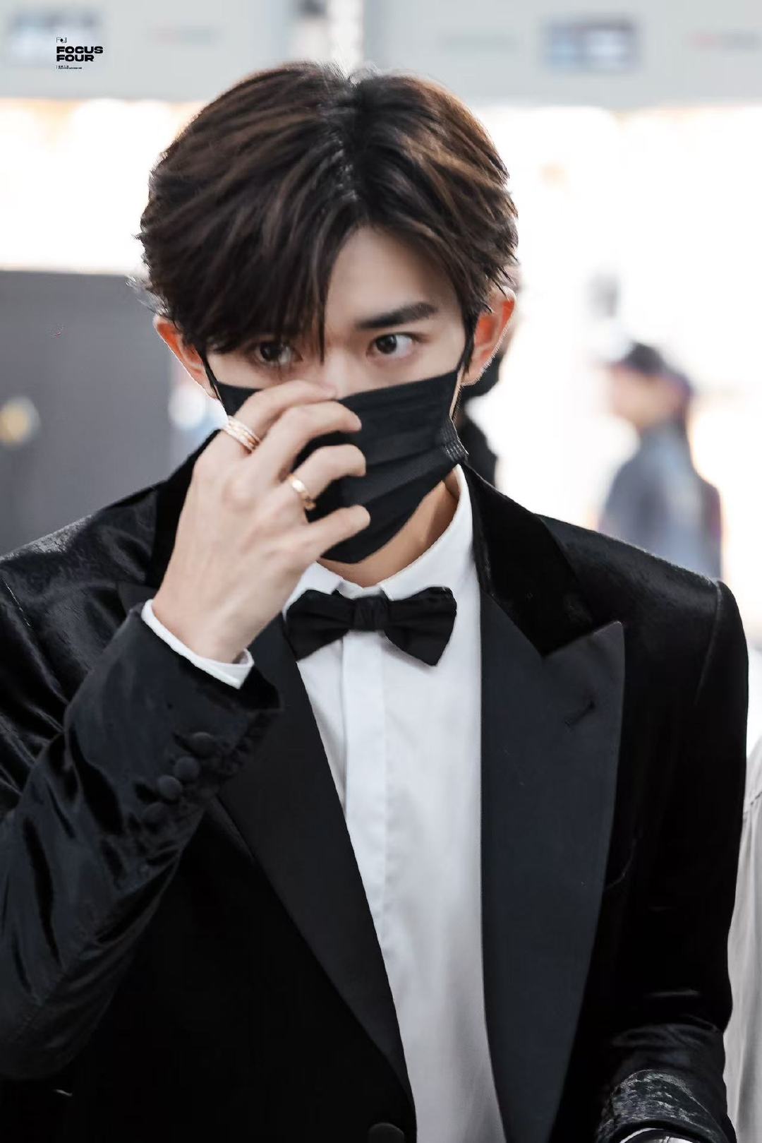 我们今天是金鸡小王子 