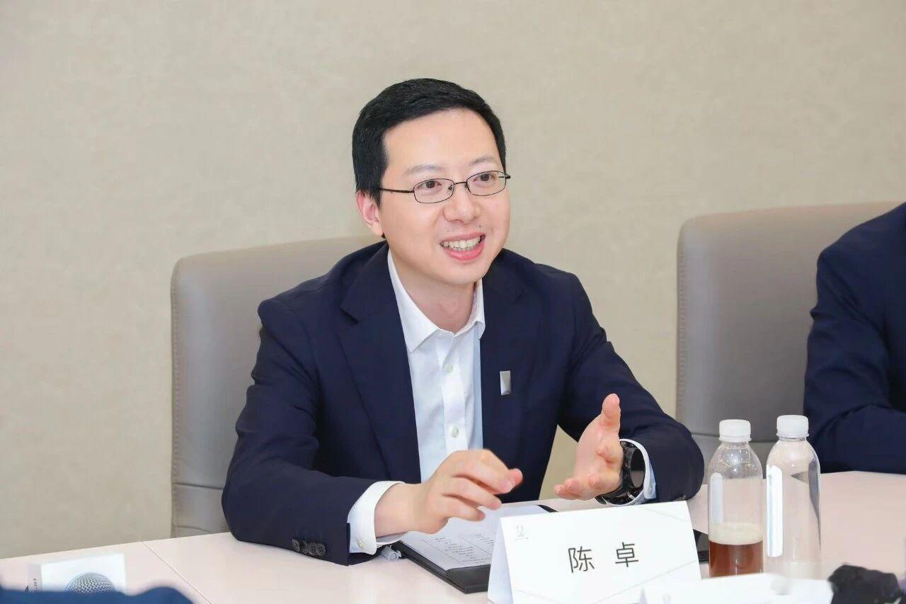 汽车人事变动 【阿维塔换帅：陈卓升董事长，雍军任总裁】9月30日消息，阿维塔科技