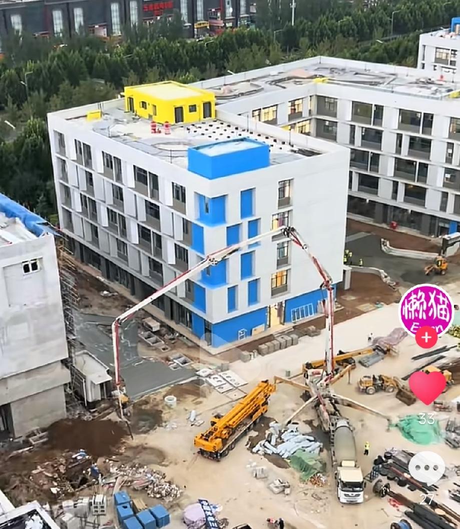 为什么这个区的几所新建学校，都要赶在开学前几天才施工结束？甚至三班倒施工，难道就