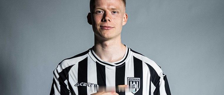 搬运足球情报，给足球爱好者们提供帮助赫拉克勒斯VS兹沃勒1赫拉克勒斯本场比赛将迎