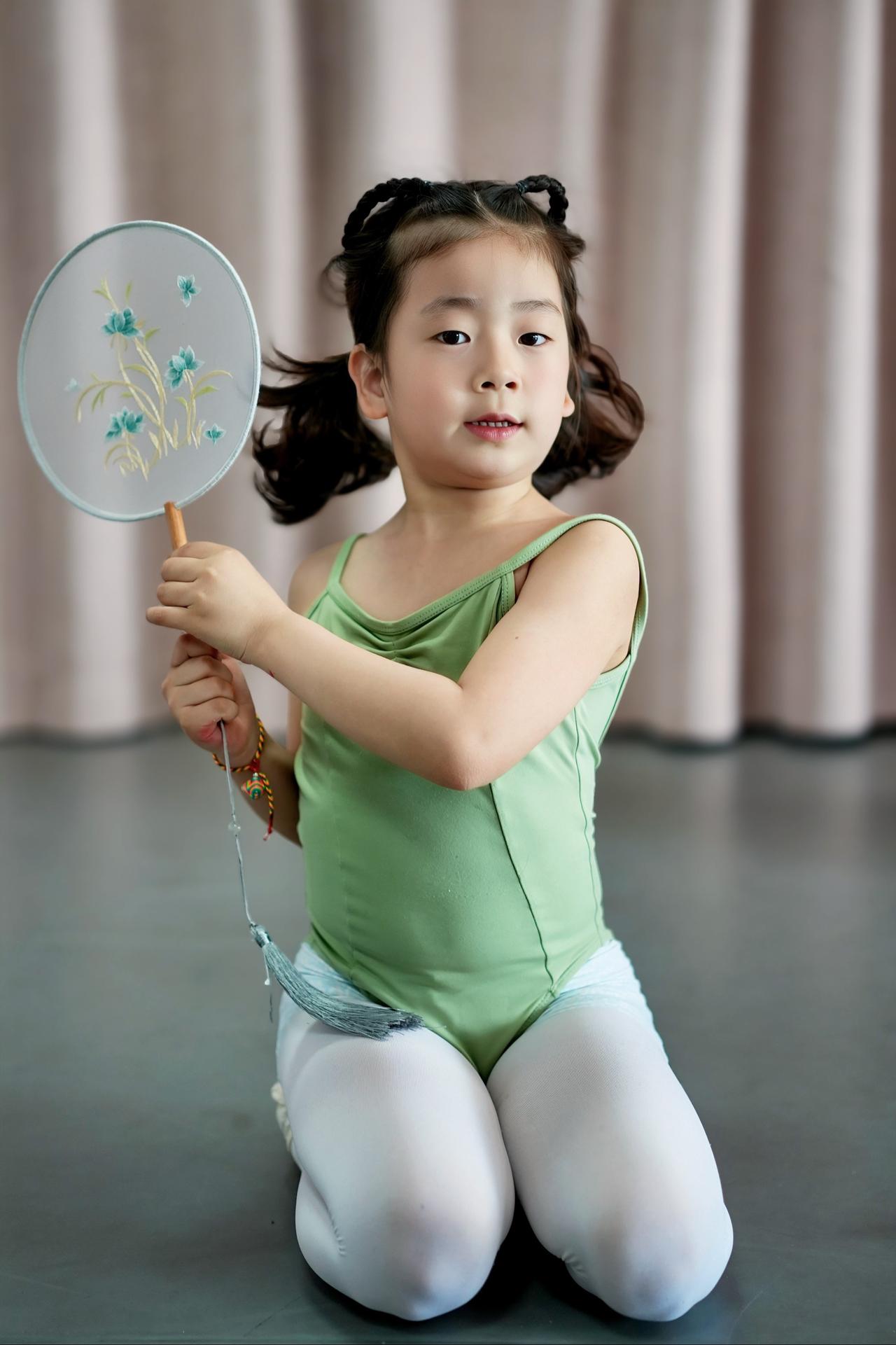 小姑娘