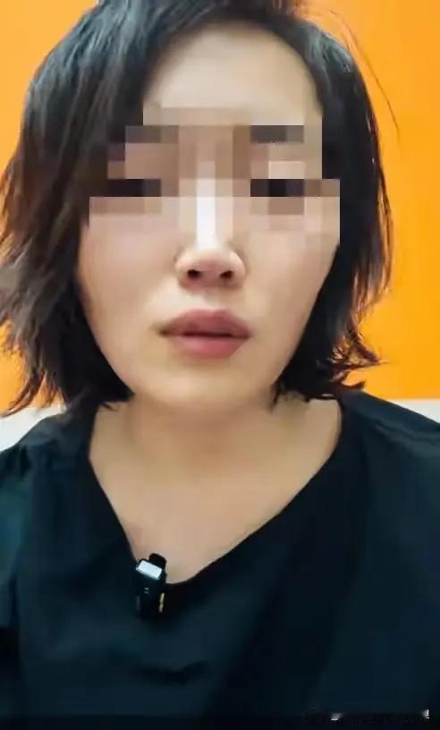 家长吃过量安眠药住院
刚刚看到媒体报道：
育英中学维权妈妈付女士，因摄入过量的安