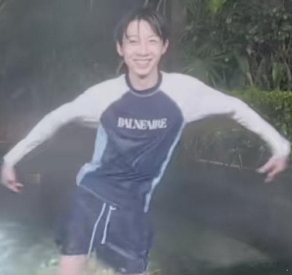 杨博文 老྆驴྆不྆哭྆😭缩྆中྆庭྆💗༼༽老྆驴྆不྆哭྆😭缩྆中྆庭྆