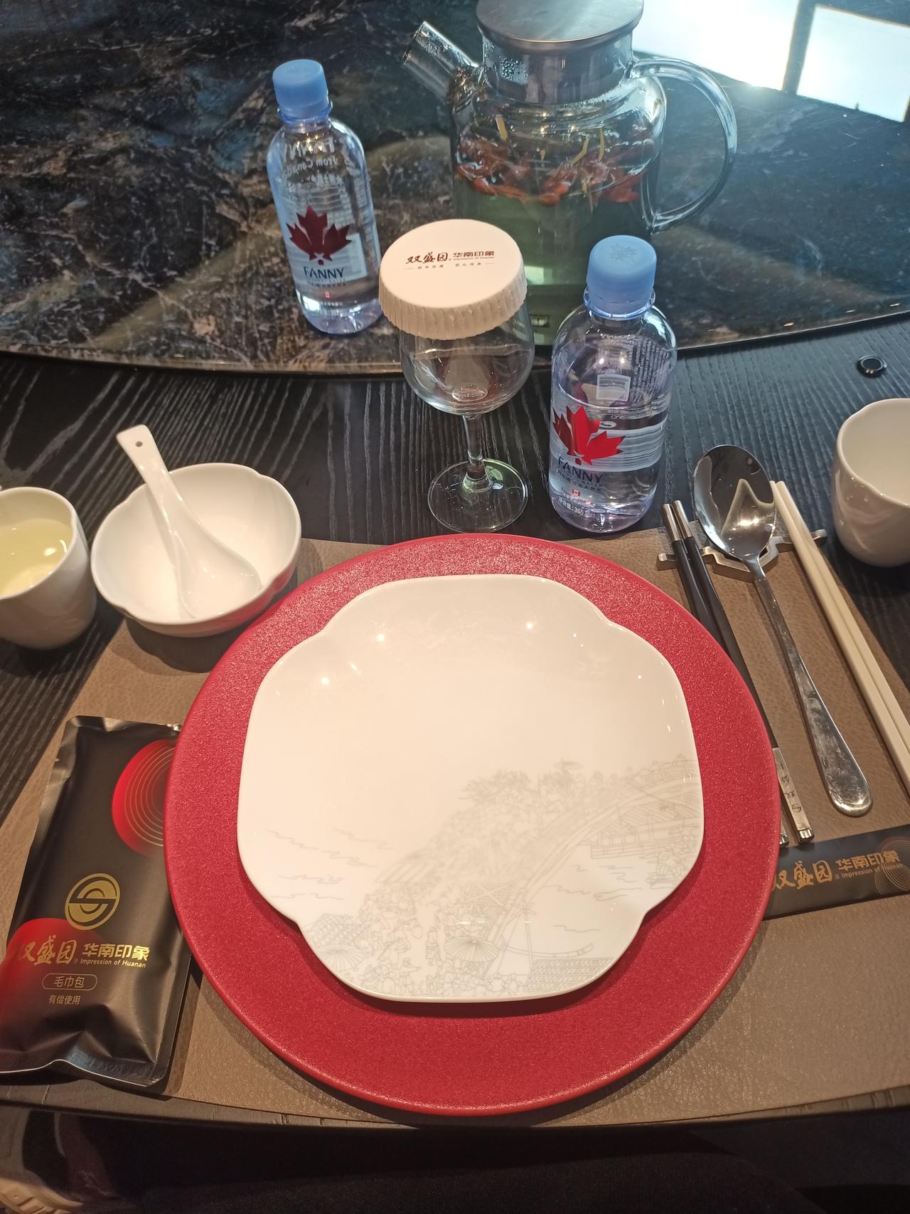 这几年，大连华南广场附近的商圈已经基本成熟了，周末或者节假日人流量很大。大连的“