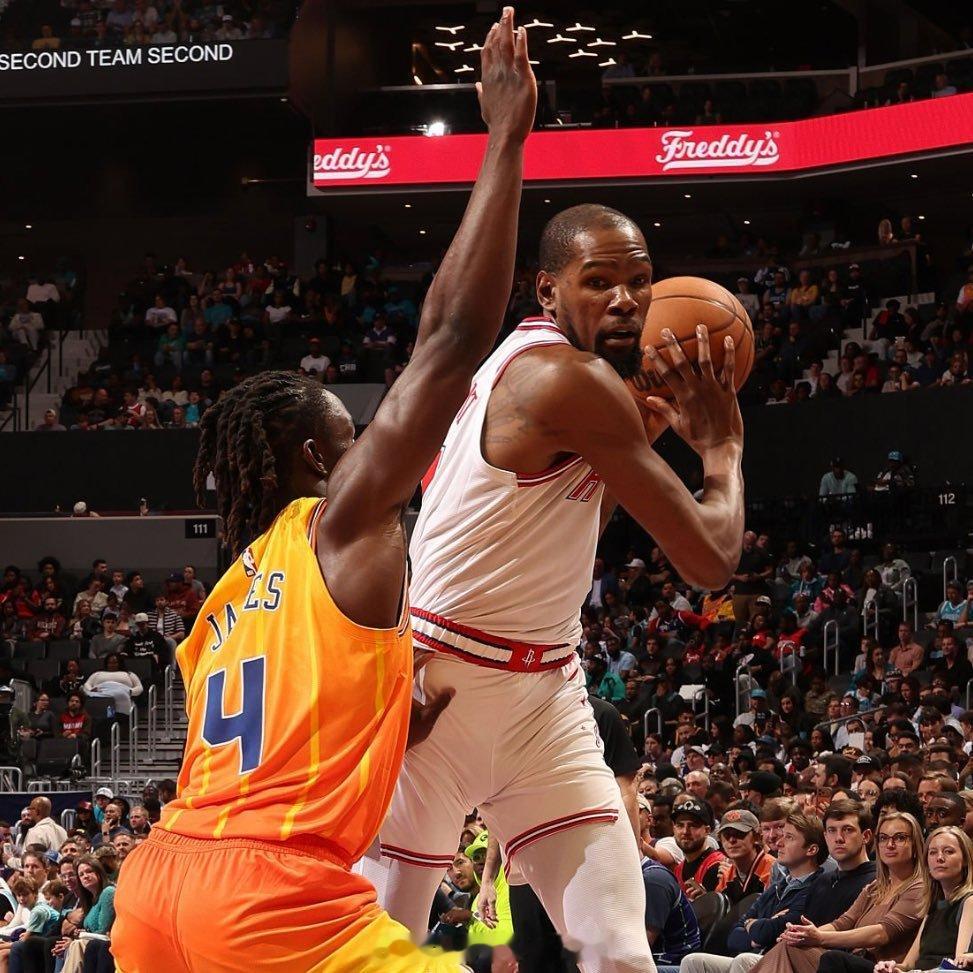 杜兰特：“我觉得只要我找到投篮感觉，大多数时候都能命中。所以我尽量不失误。有时候