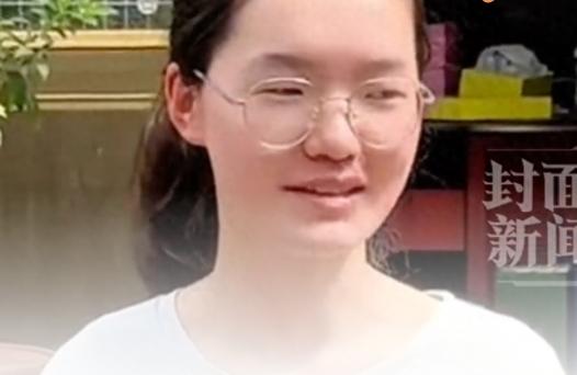 不吃学习的苦就吃生活的苦”，河南699分女孩一句话
近日，河南郏县姑娘韩雅平高考