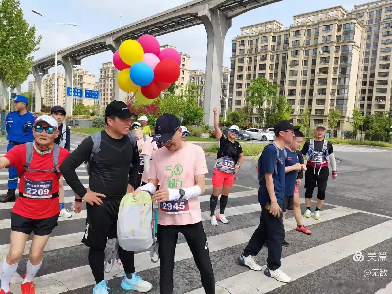 请不要总是去讨论什么正人君子，要尊重人的本性，也要尊重客观存在的事实与规律 。