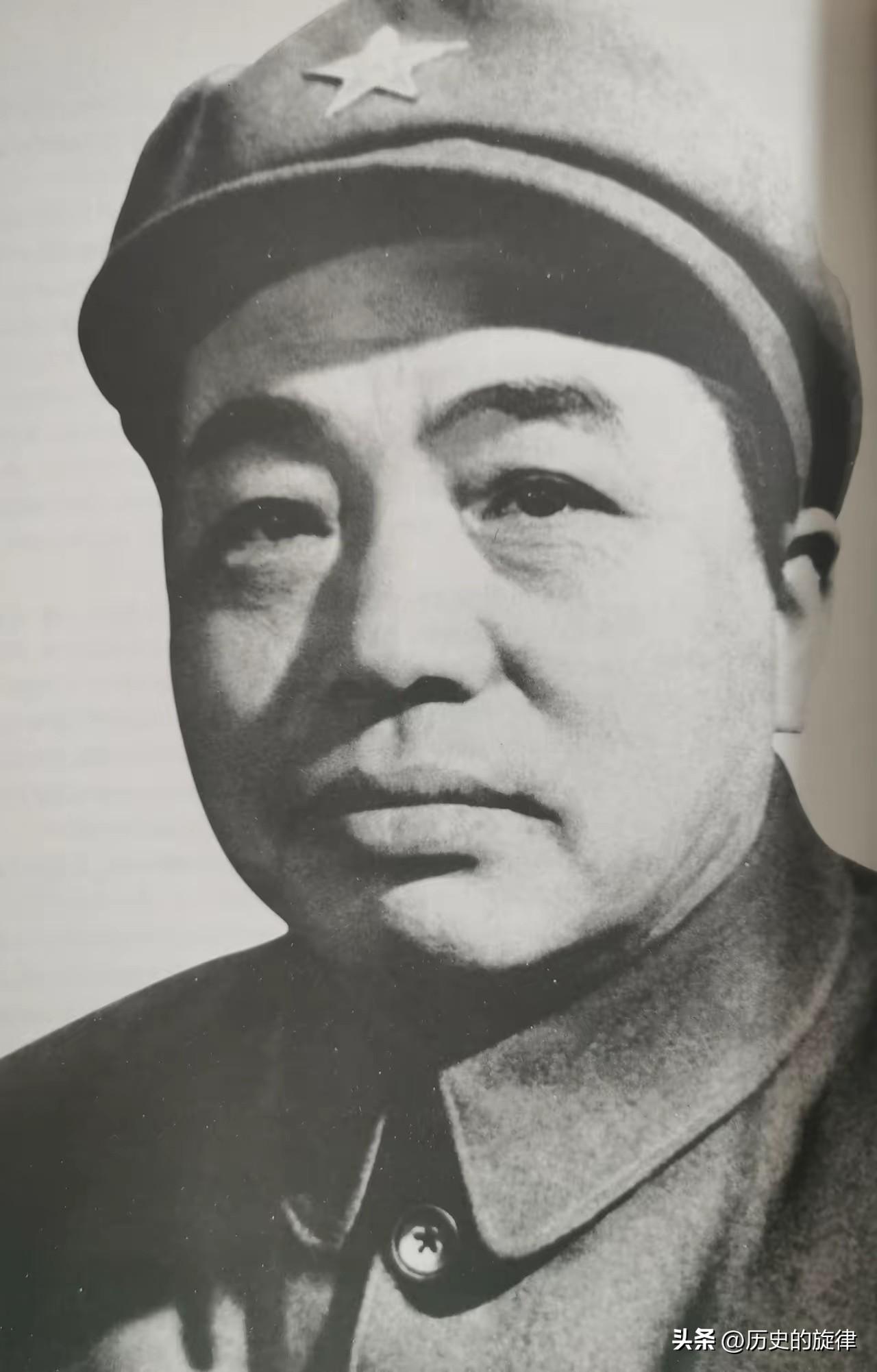 1950年中南海难忘一幕！52岁彭德怀临危受命，一句话尽显铁血军人风骨
 
19