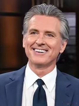 加州州长纽森今天发文说：“美国人实实在在正在为唐纳德·特朗普的腐败付出代价。他利