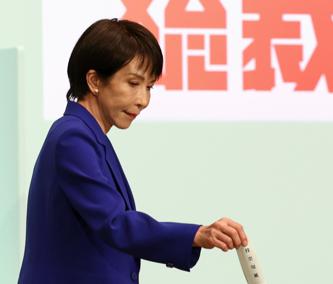 不出意外，果然被我猜中了！日本不怕中国制裁，不怕经济下滑，不怕航班取消，不怕拉走