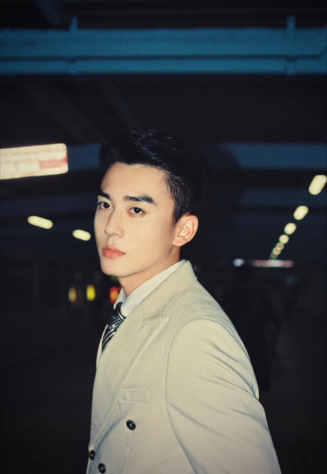 有港回信赵华为小狗读信 幻想过自己是美术生，体育生，书法生，最后才发现没有赵华为