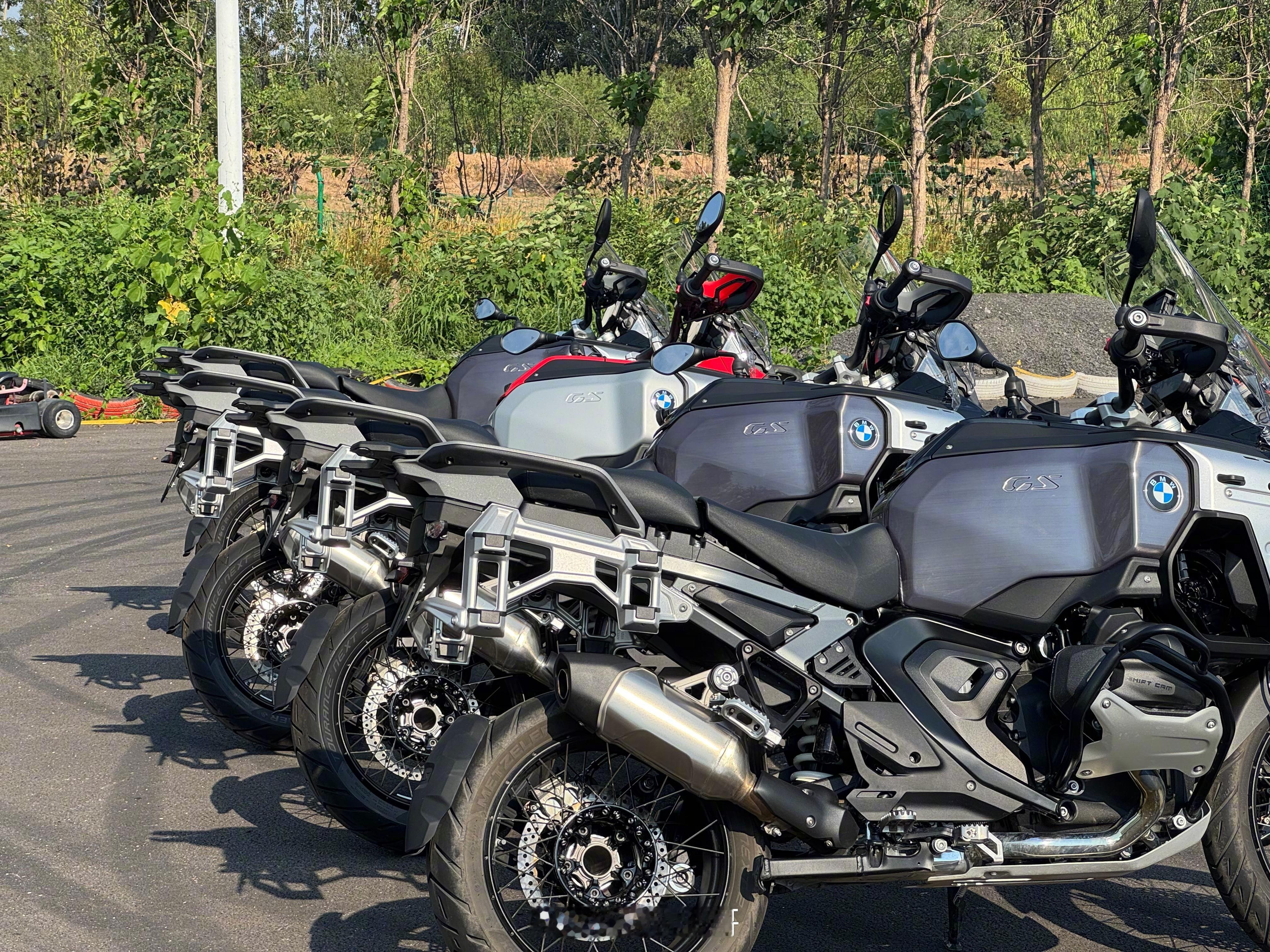 宝马摩托车GS家族最新旗舰——全新BMW R 1300 GS Adventure