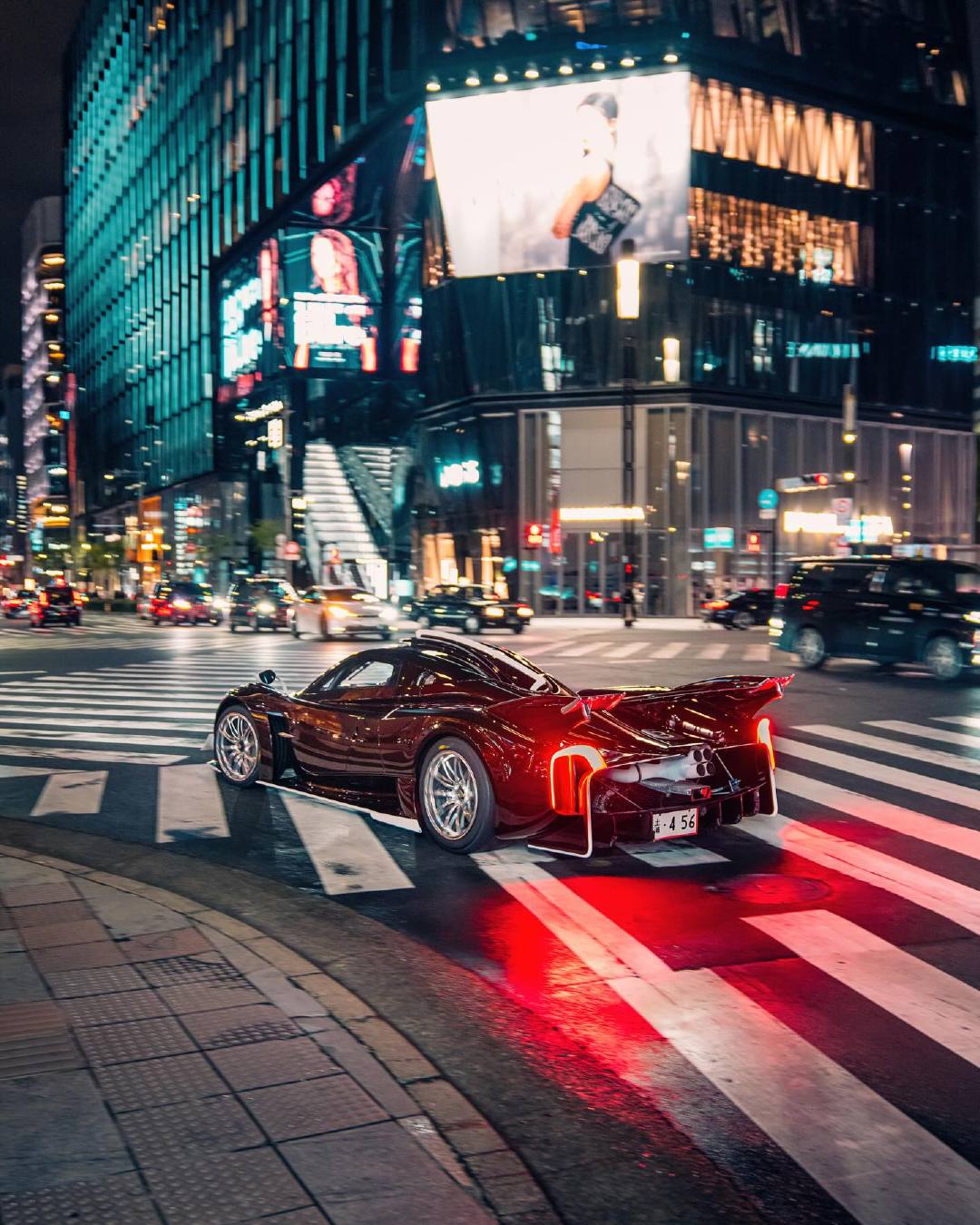 帕加尼huayrar x 东京银座 日本风情画 银座 Ginza PIC：Ale