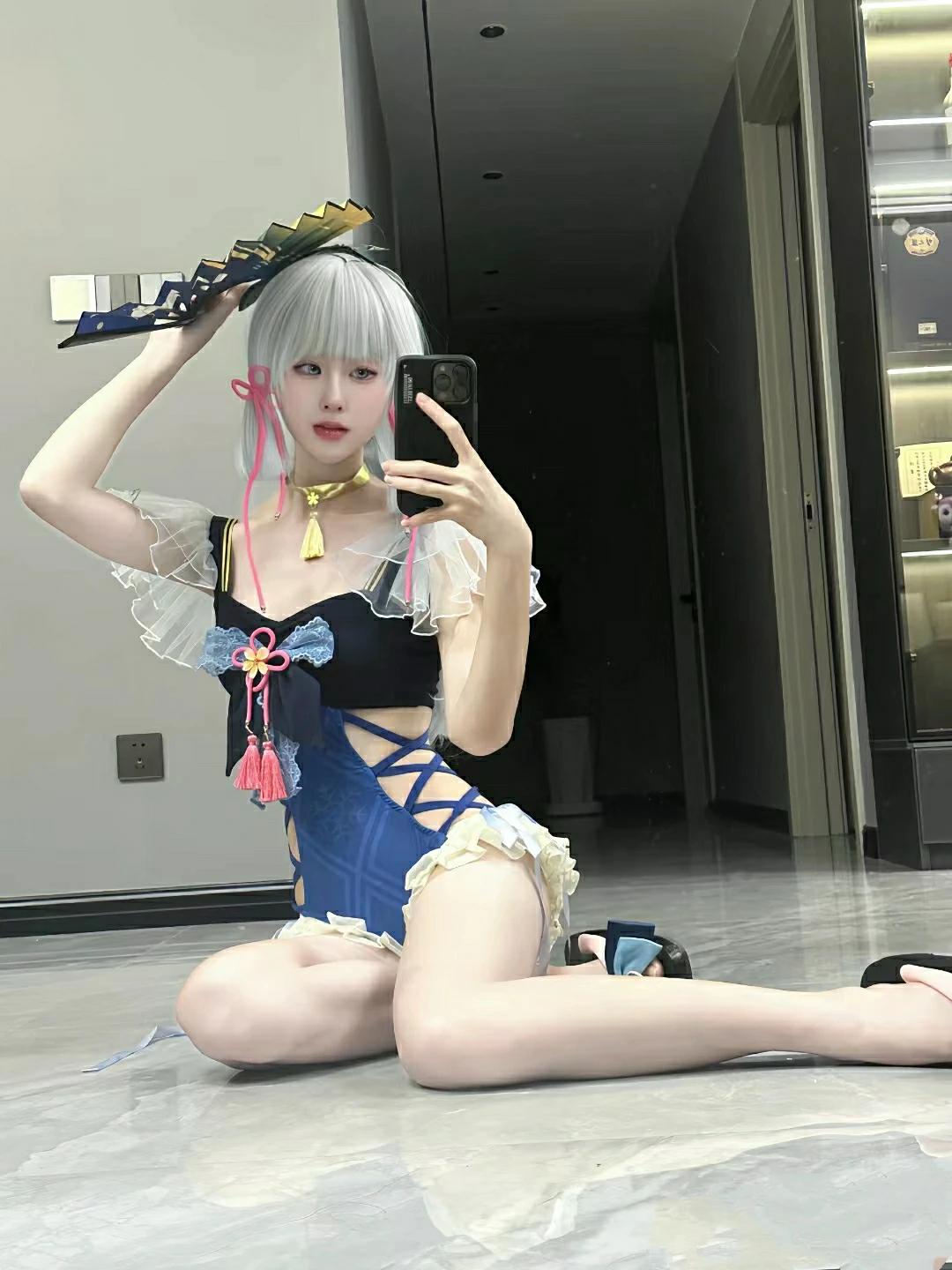 神里绫华的私人池塘装，少看为妙!  