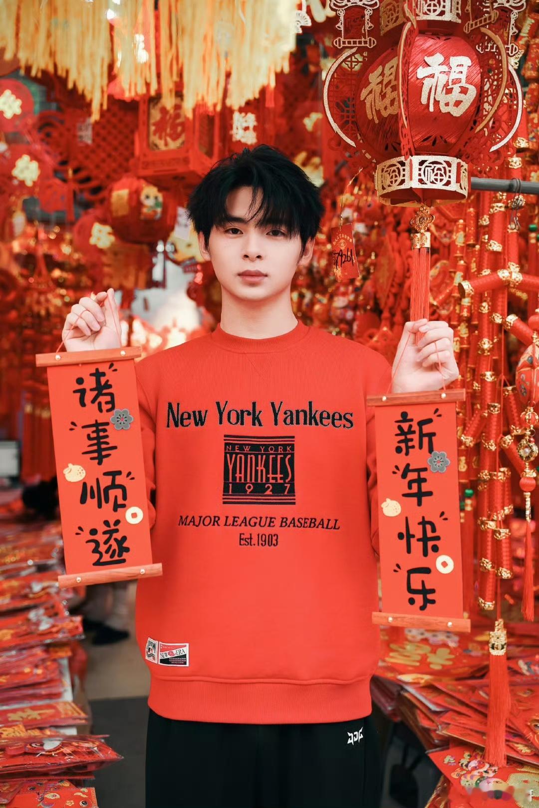 伞兵为胜利而战 伞兵：适者生存，为胜利而战！战火一触即发，期待悍狼伞兵全力拼搏打
