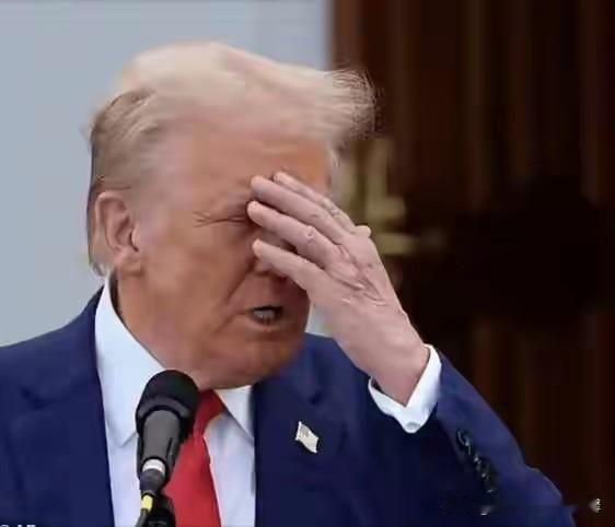 美股暴跌至暗时刻，特朗普彻底慌了，三个感叹号警告中国别乱来！
 
春节刚过，收心