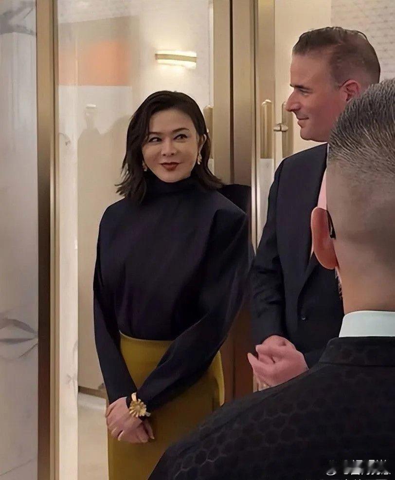 谁能相信这是63岁的关之琳！岁月从不败美人，依旧是惊艳时光的模样 