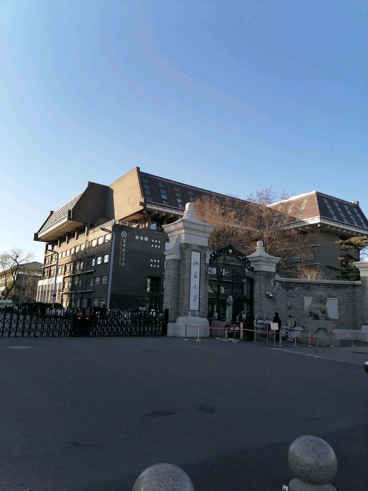 同事马上离职，原因很简单，准备去欧洲万一段时间。细聊之下得知，他在新西兰留学那会