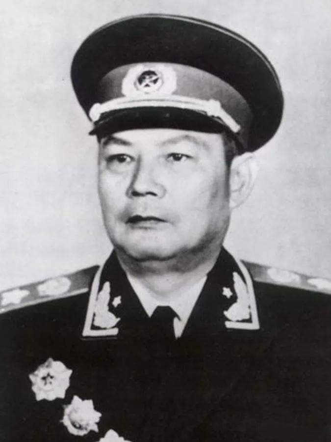 叶剑英“战功不多”却为何能当元帅？毛主席曾经讲过，只有周总理能比他厉害！那么为什