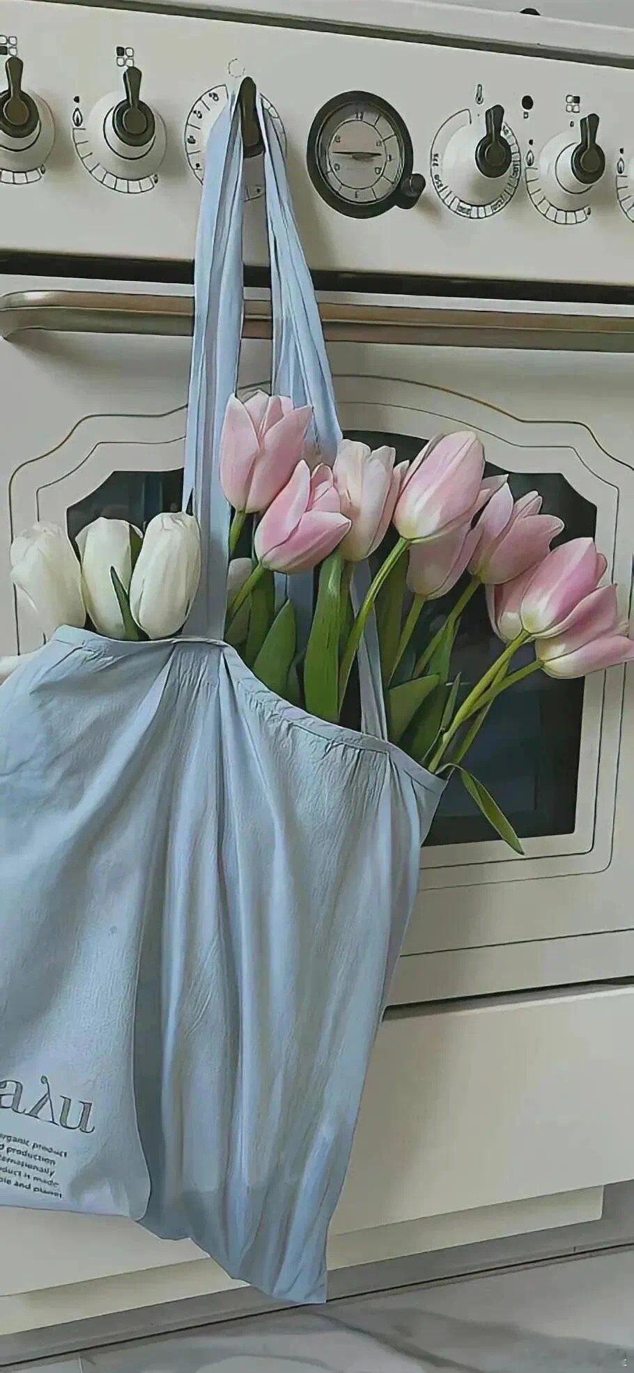 “万事靠自己，然后风生水起。”#每日一善[超话]# ​​​