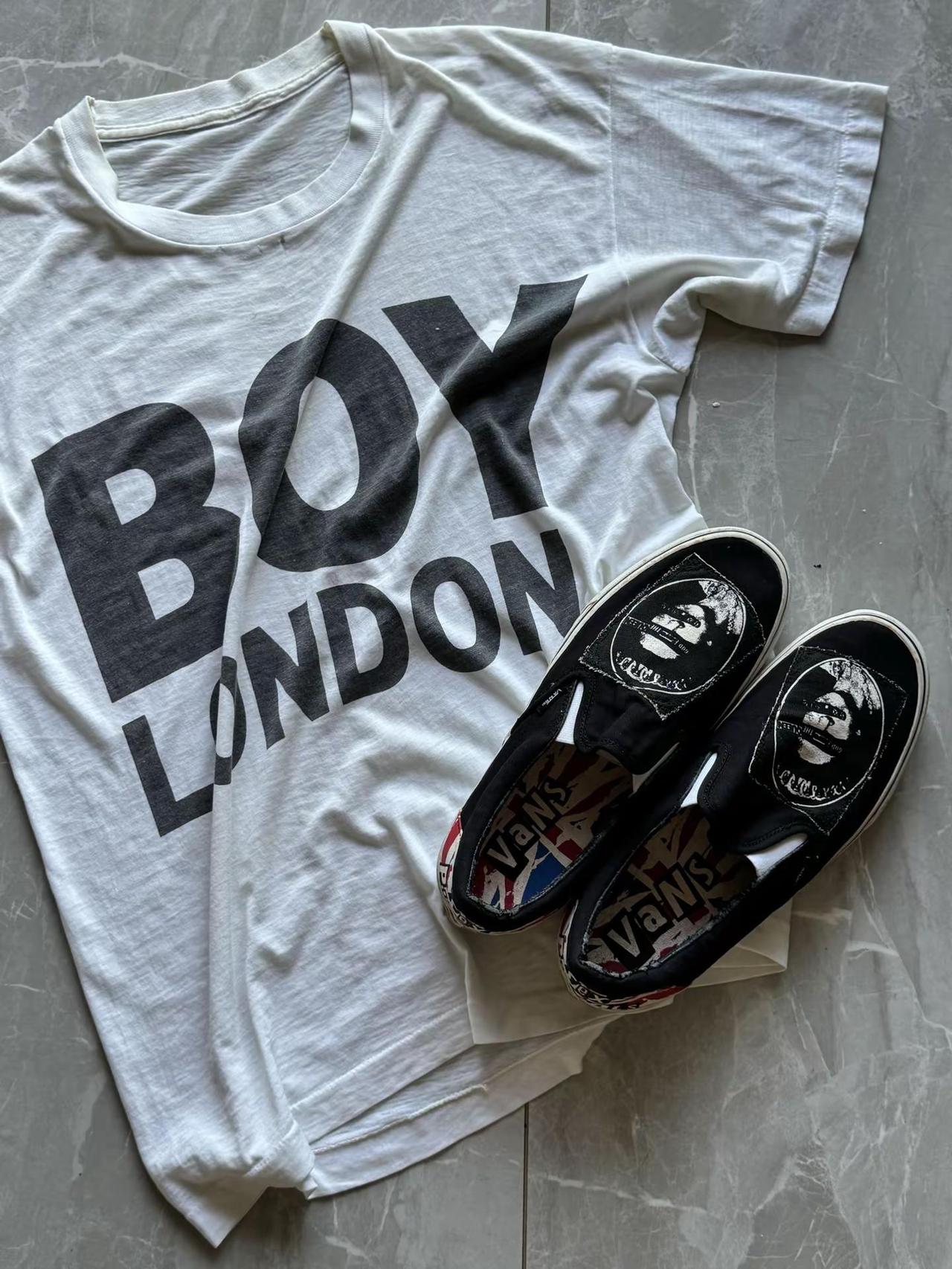 你没见过的ERD x vans?确实有点像ERD的感觉 不过是早期vans se