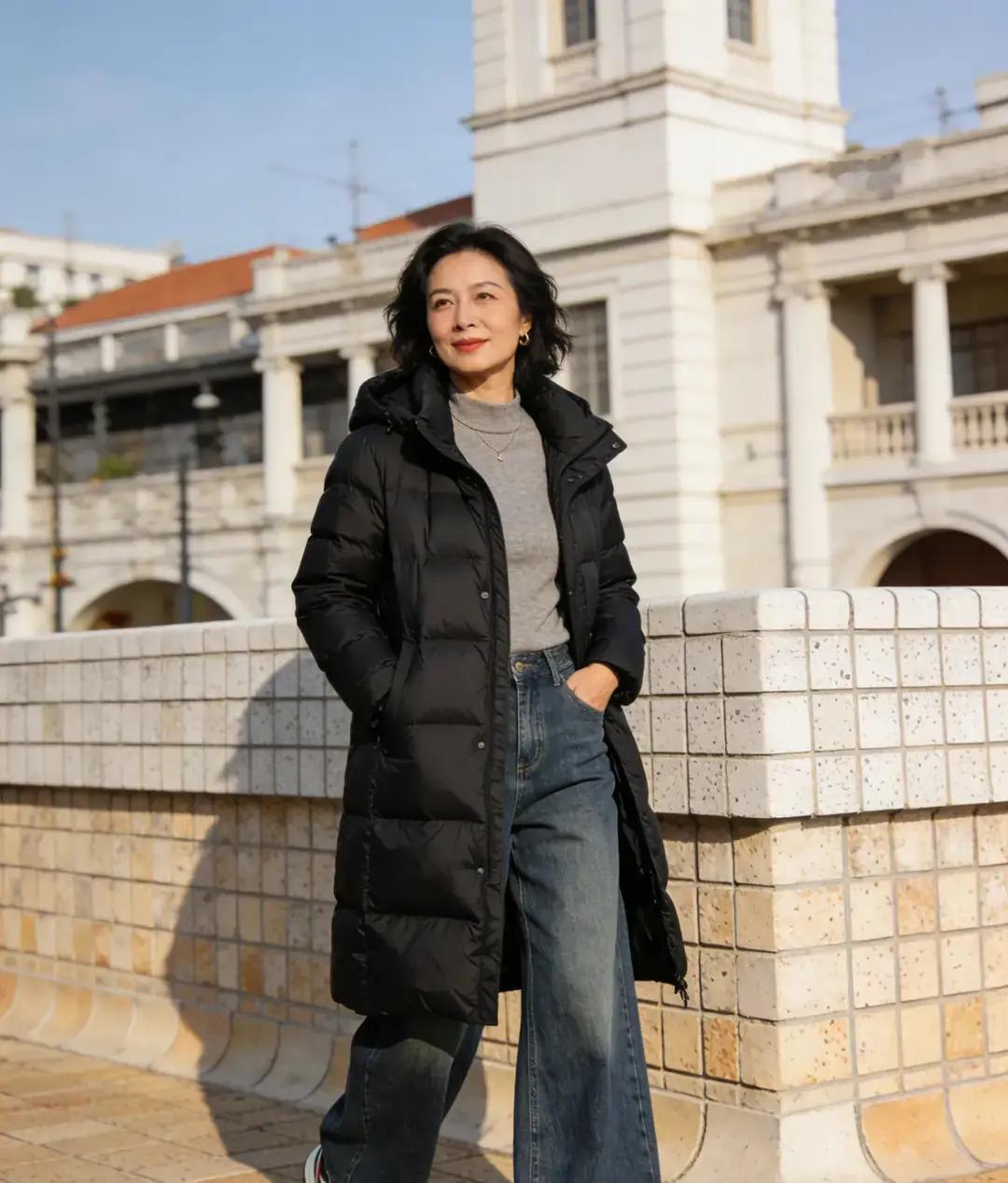 真没想到，抠门也能抠出“社死现场”
我那个闺蜜，平时精明得跟个算盘珠子似的，买羽