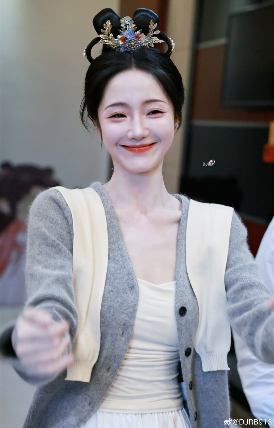 肖燕和鞠婧祎真的不能合作了吗？一个演过青蛇 一个演过白蛇 ​​​