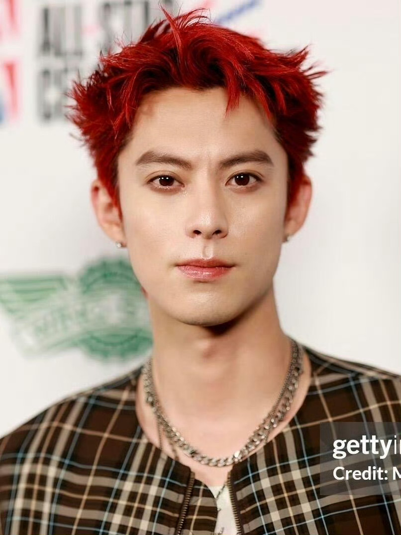 王鹤棣今日活动的G社生图来了如何评价？ 