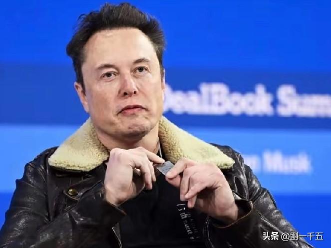 还是这个外国人的眼光透，一眼就看出了大国的多重准备。
电车在大国的生机勃勃，就是