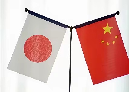 日本驻华大使表示：因为中日冲突持续的原因，中日双方的谈话并没有得到落实，日本迫切