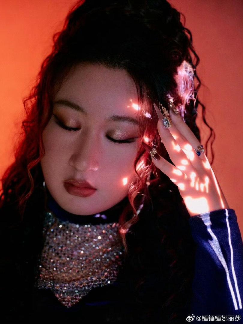 曝锤娜丽莎参加歌手2026网传歌手2026阵容新增锤娜丽莎 呀呀呀呀呀，就是说不