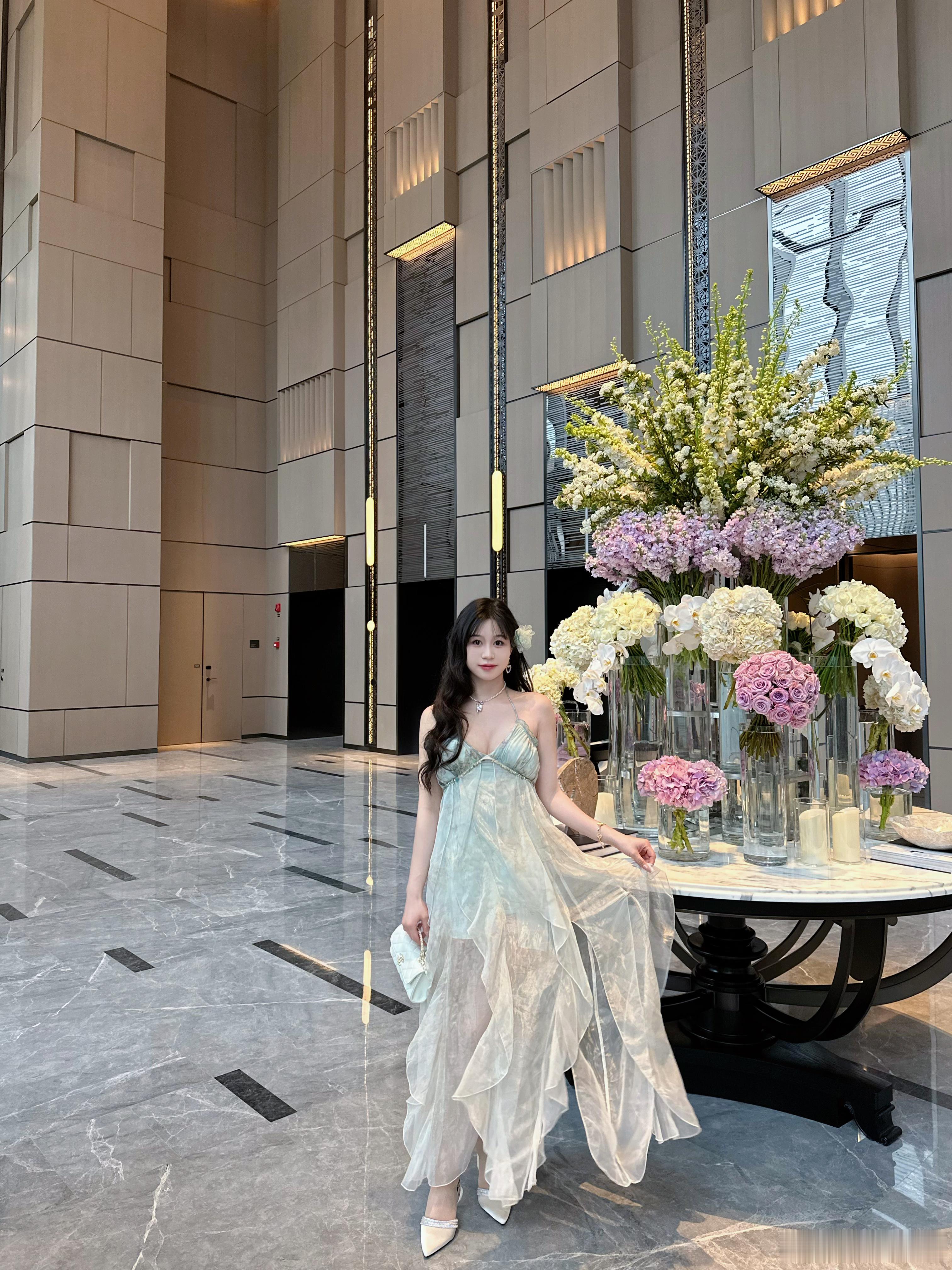 观夏🌿👗:一颗甜桃yikett 