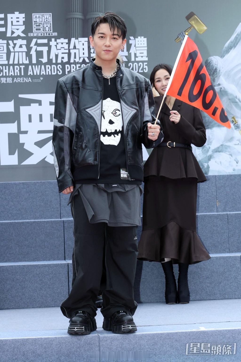 MC直认MIRROR缺席叱咤令场面冷清 睽违五年争“我最喜爱” 对手始终是自己 