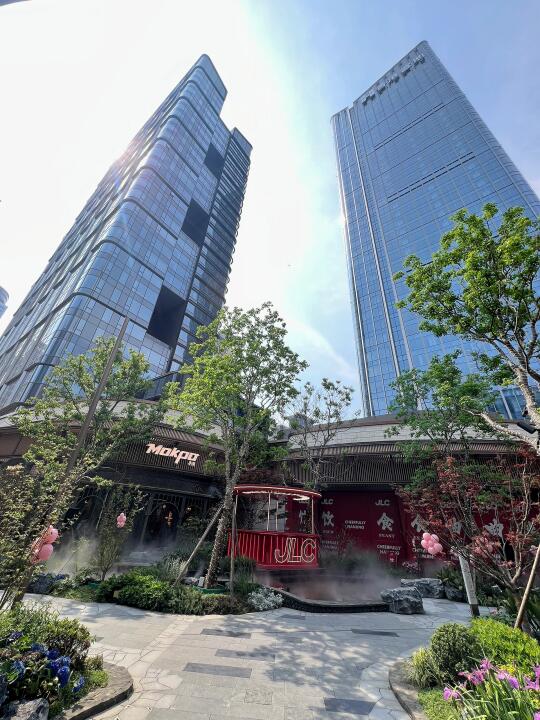 全国首发｜JLC金陵中环餐饮天台层，露出真容