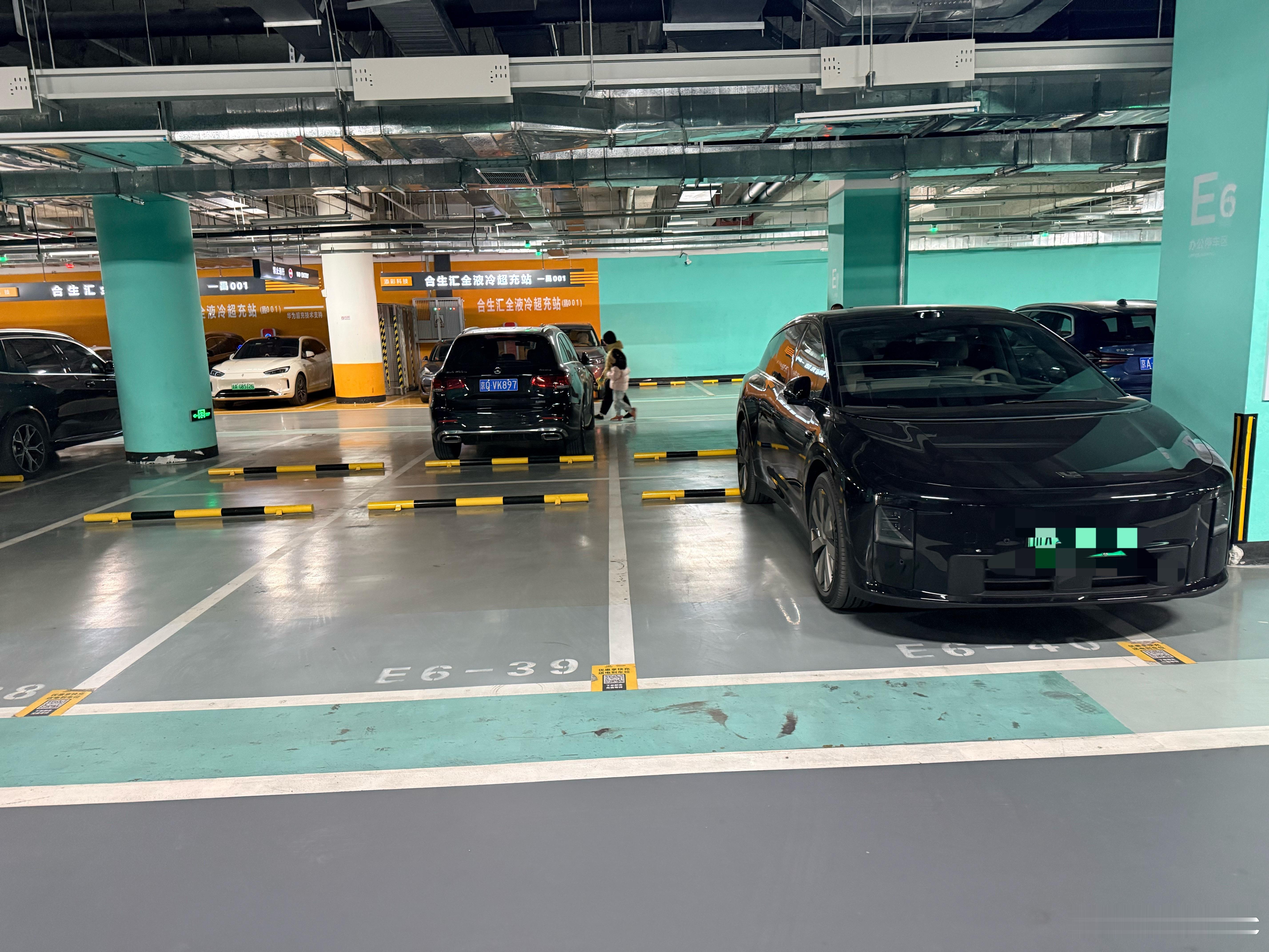 这如果被开门杀了，我就起诉他…… 