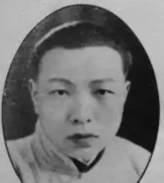民国神算韦千里：算准蒋介石，算尽天下，唯独算不准自己！1935年，上海出了一本奇